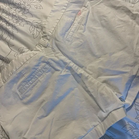VINEYARD VINES 🐳 Classic White Shorts- women’s size 10 - Picture 5 of 6
